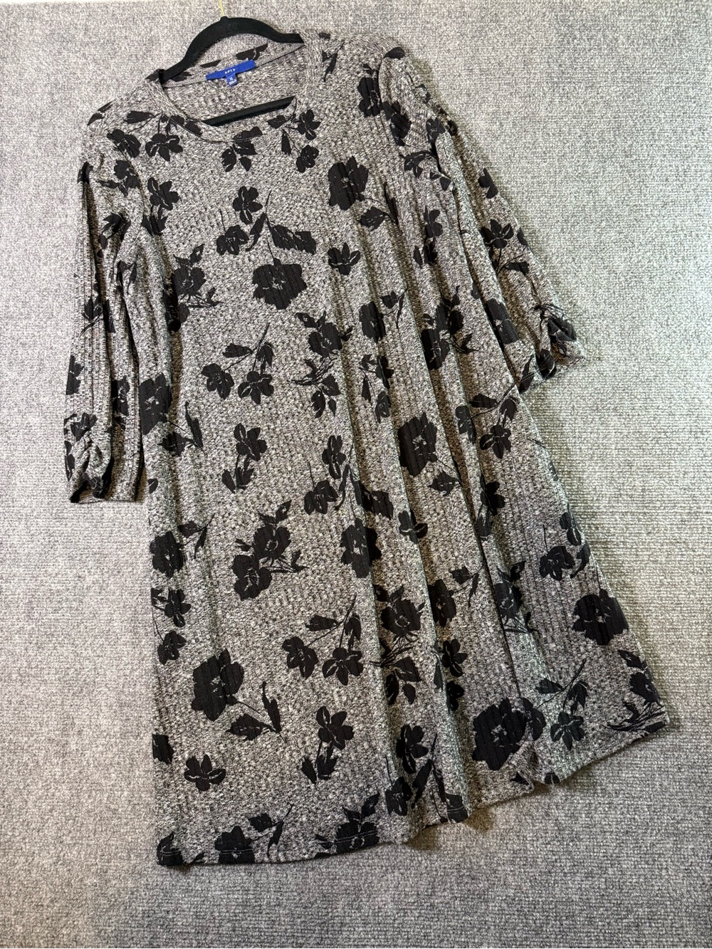 Apt. 9 Gray Knit Midi Dress with Black Floral Print. Pockets